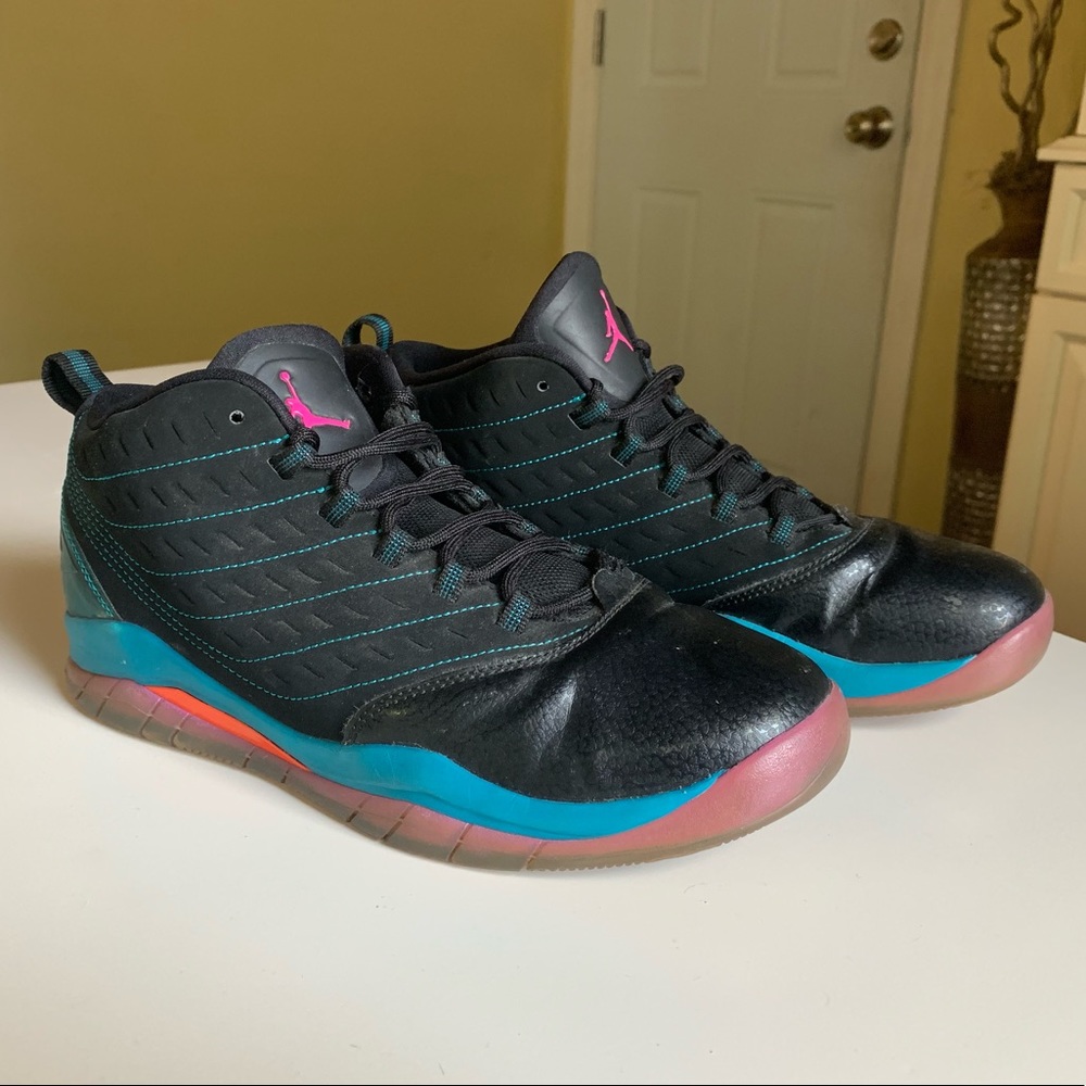 Jordan Velocity - Picture 3 of 6